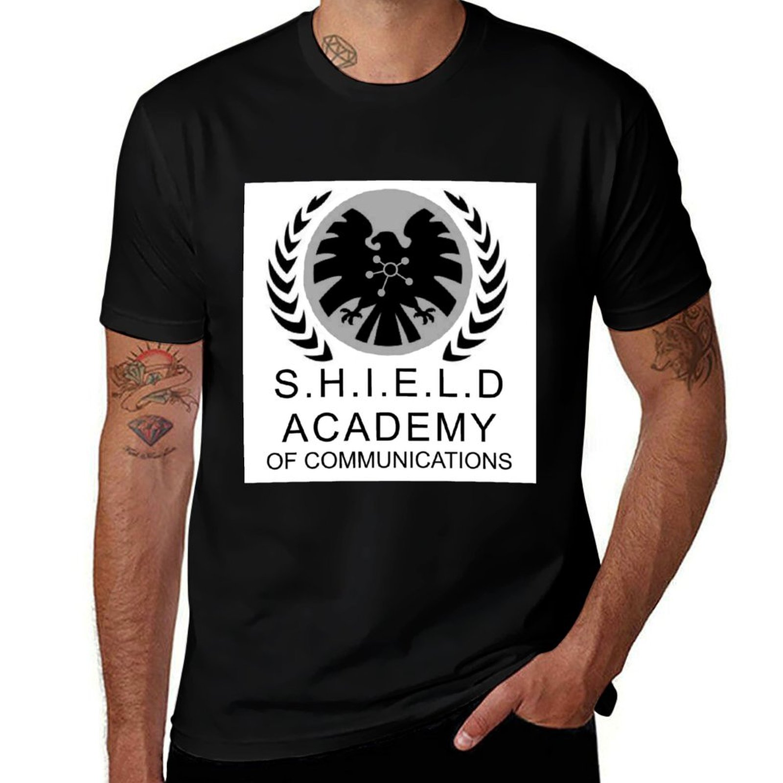 Academy Sports Outdoor - Camiseta SHIELD Academy of Communications, camiseta