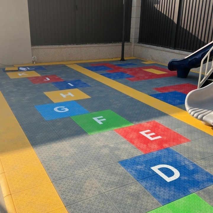 Baldosas de Baloncesto Profesi - Outdoor Sport Floor Tiles reseña y precio