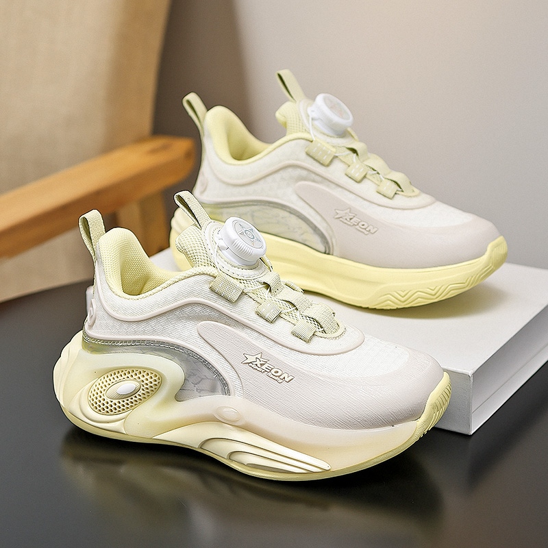 Zapatillas de Baloncesto Minim - Outdoor Sport Court Flooring reseña y precio
